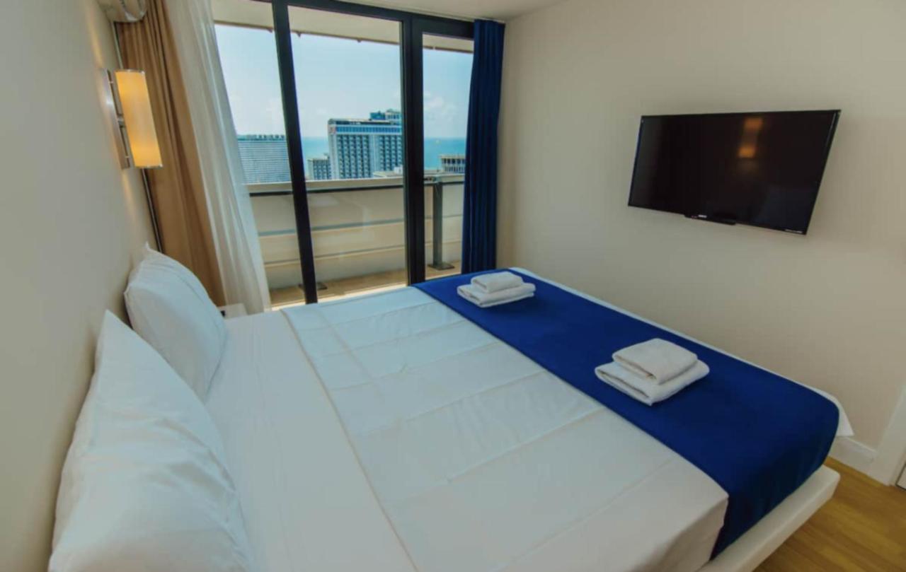 Sea View Apartments In Orbi City Batumi Exterior foto